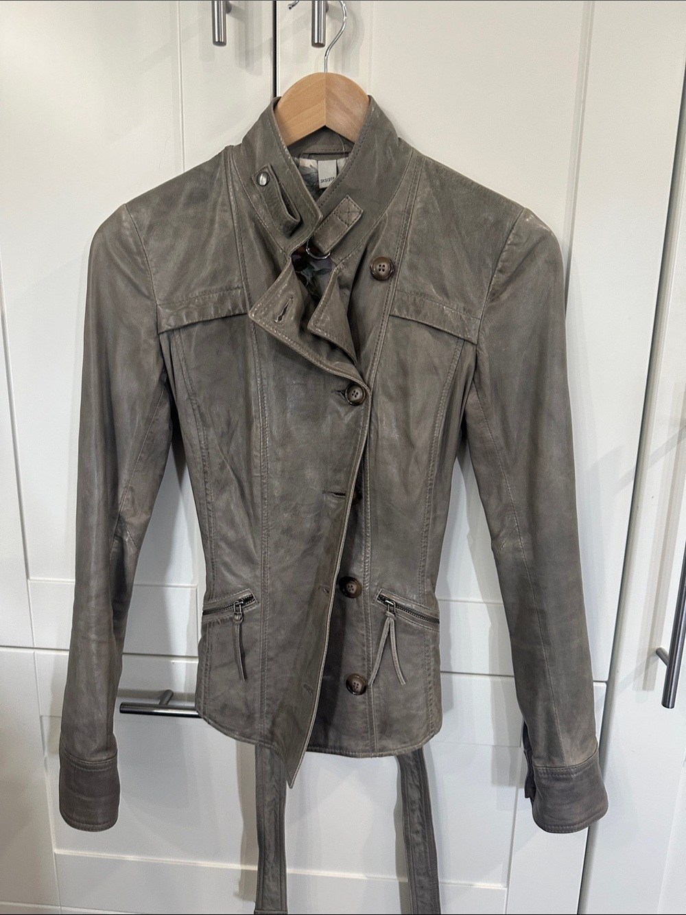 Womens Danier Gray Leather Button-Front Jacket.